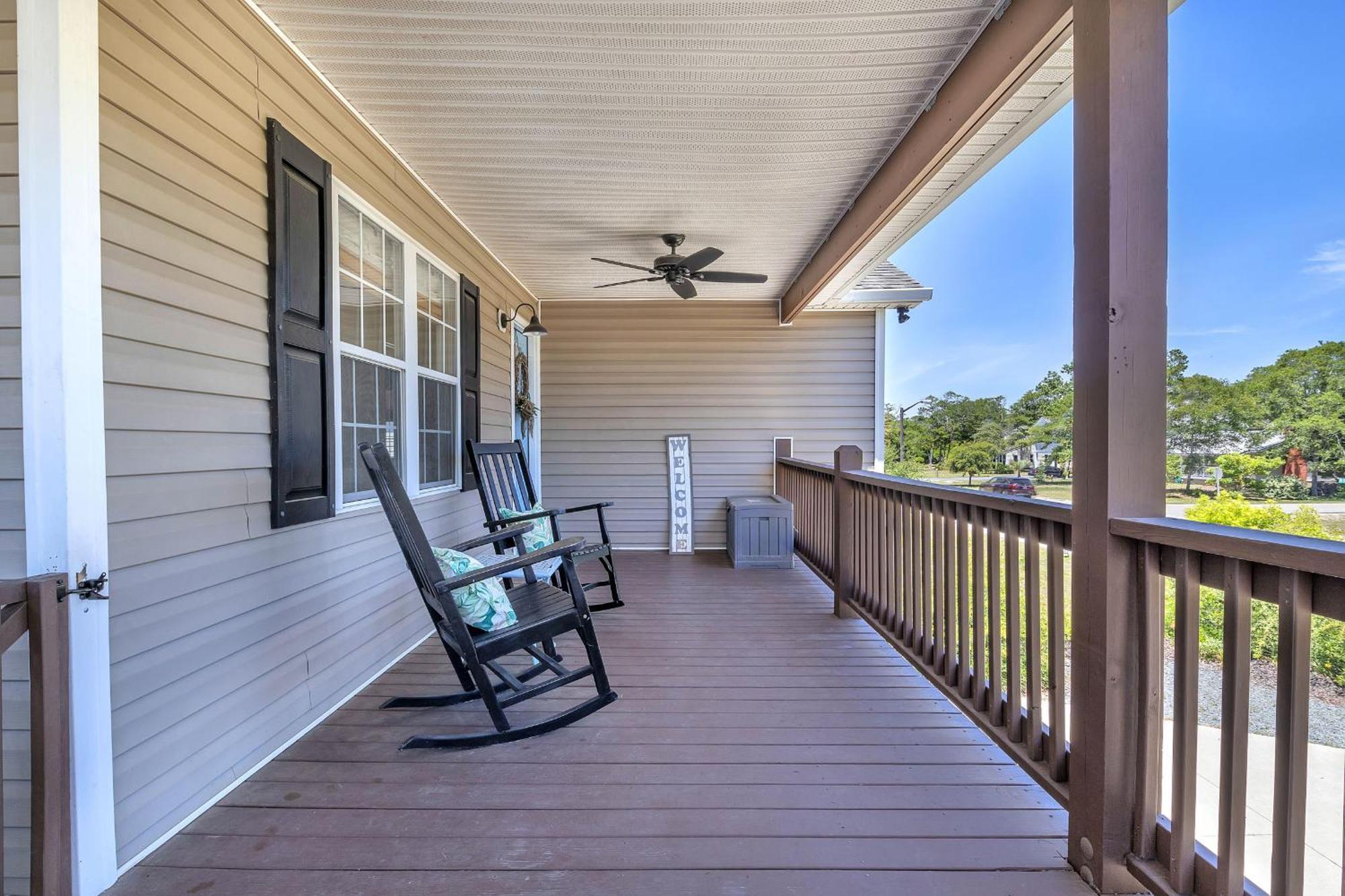 Off The Clock Villa Oak Island Exterior photo